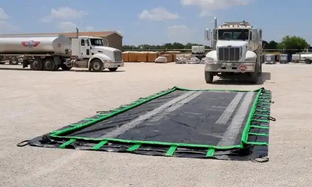 UltraTech Ultra-Containment Berm® - Rapid Rise Model - Copolymer 2000™