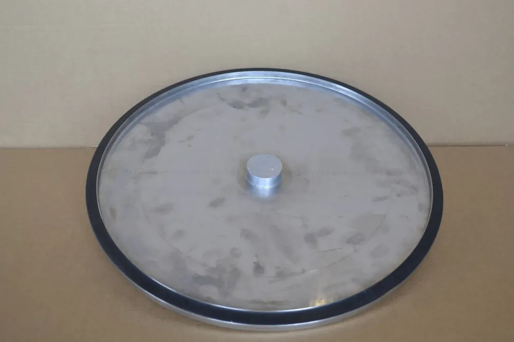 Cover/Lid & Seal (Black EPDM) - 17.5 Gal Recycler