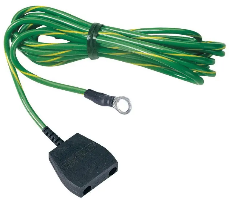 Desco 09825 Common Point Ground Cord for Bench Mat & 2 Wrist Straps with 10mm Stud, 15‘