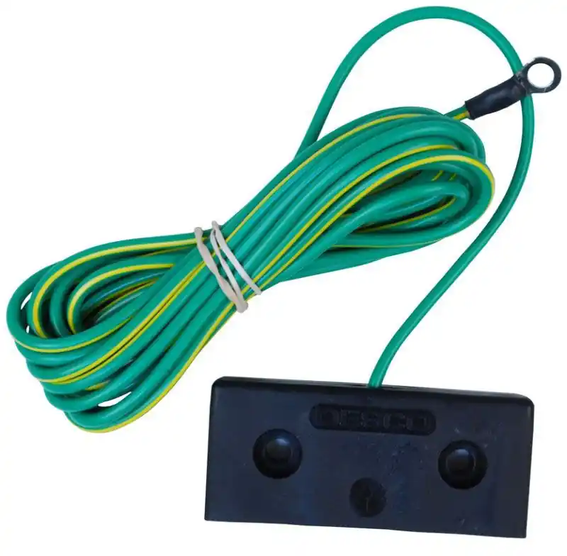 Desco 09835 Quad Common Point Ground Cord with 10mm Stud, 10‘