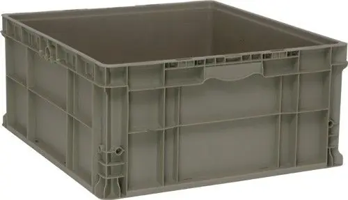 Quantum Heavy-Duty Straight Wall Stacking Containers