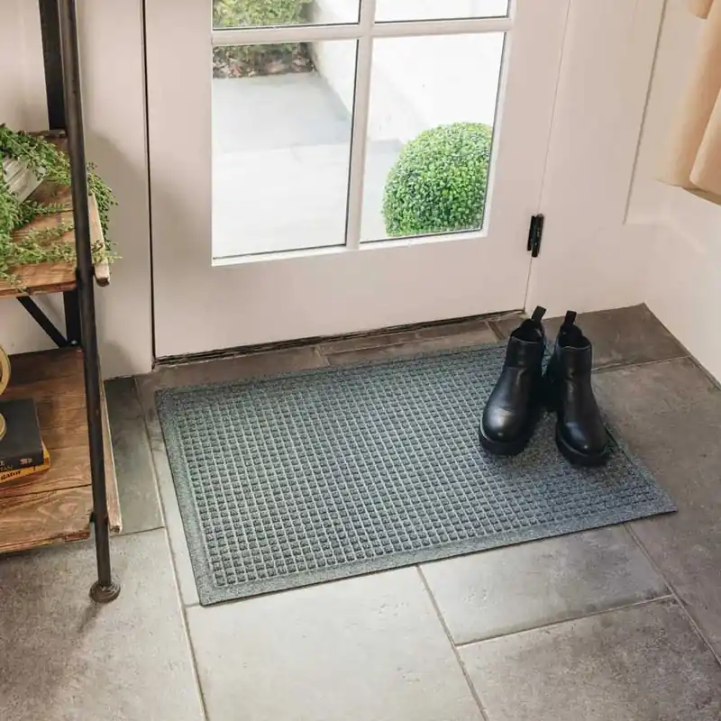 M+A Matting 280 WaterHog® Squares Indoor/Outdoor Wiper/Scraper Mats with Fashion Border