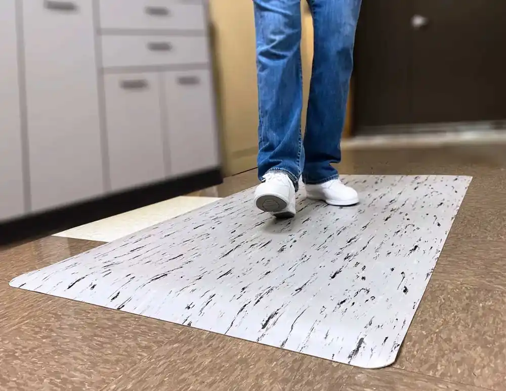 Wearwell 494 Flex-Link™ Tile-Top Select Anti-Fatigue Mats