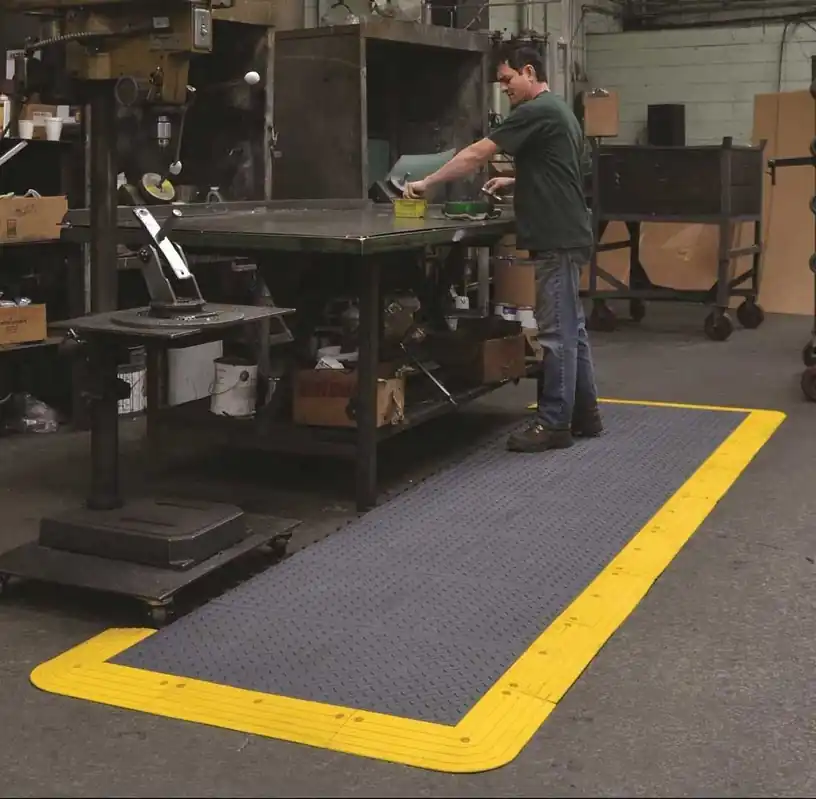 Wearwell 590 ErgoDeck® Diamond-Plate Modular Anti-fatigue Flooring Tiles